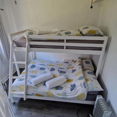 Watkin - Snowdon Cabins - Cozy Chalet - Glan Gwna, Caernarfon Caeathro ภายนอก รูปภาพ
