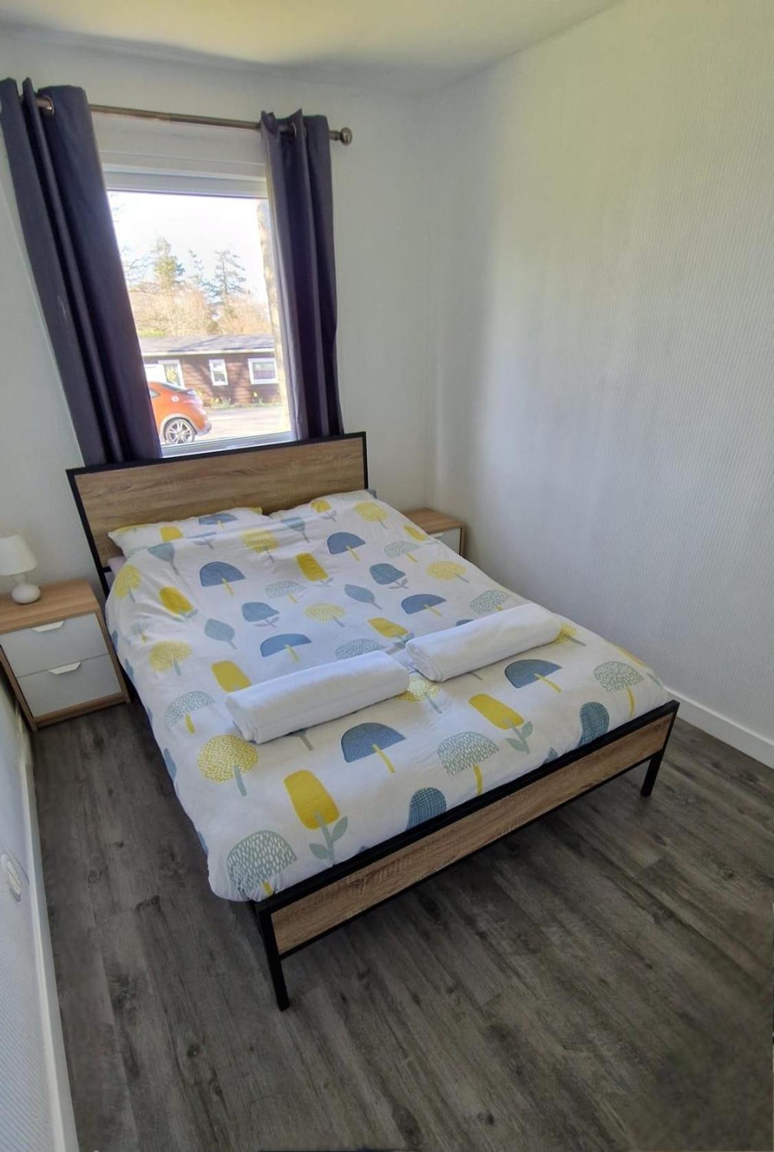 Watkin - Snowdon Cabins - Cozy Chalet - Glan Gwna, Caernarfon Caeathro ภายนอก รูปภาพ